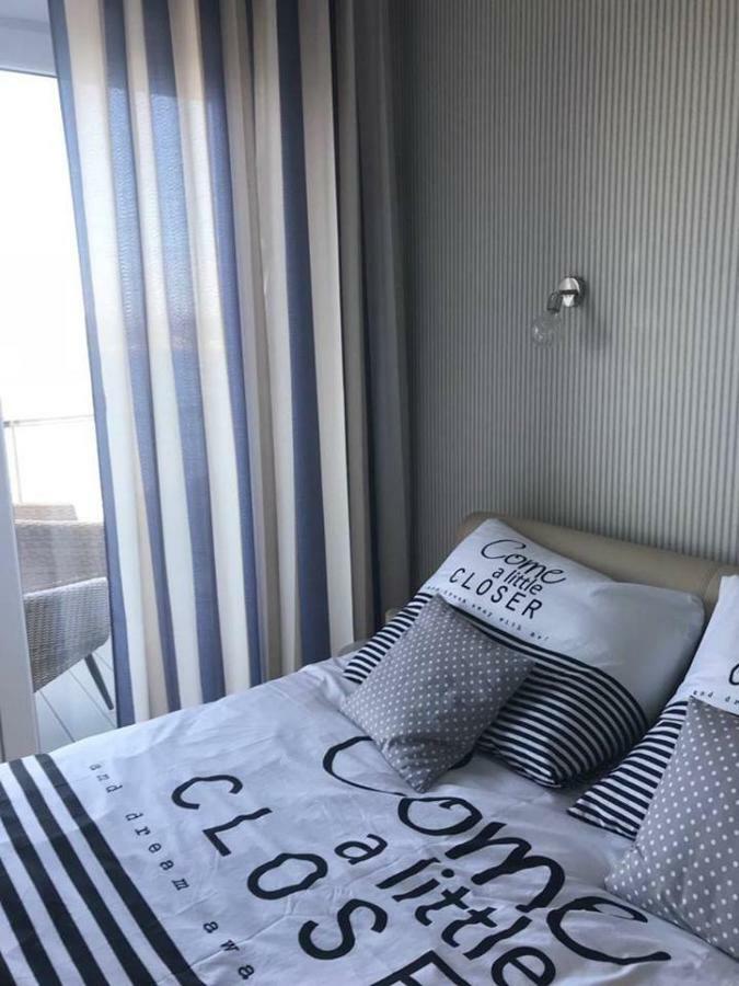 شقة ريدزيفو  في Apartament Z Widokiem Na Jezioro المظهر الخارجي الصورة