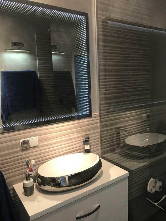 شقة ريدزيفو  في Apartament Z Widokiem Na Jezioro المظهر الخارجي الصورة
